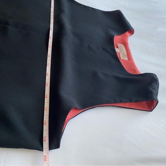 philosophy sleeveless black raspberry red reversed slit back top size Medium - Picture 10 of 12